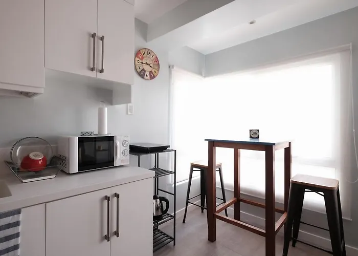 One Bedroom Budget In Bgc Apartamento Manila